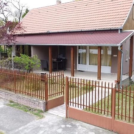 Vadszolo Apartman Balatonmáriafürdő エクステリア 写真